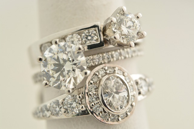 jewelry-640x480-26607425.jpeg