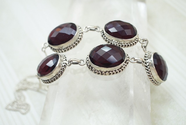 gemstone setting
