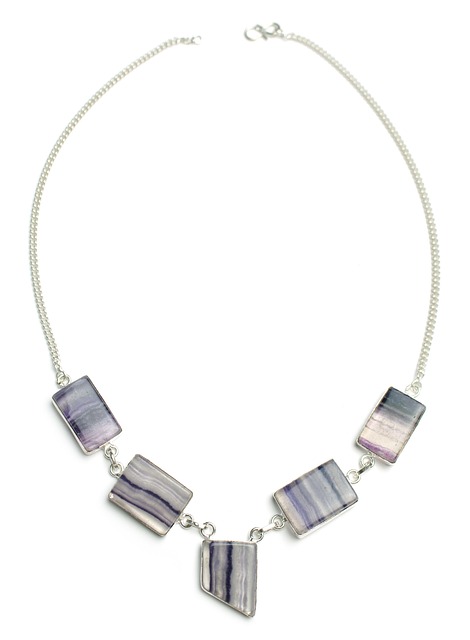 gemstone-setting-640x480-30041935.jpeg