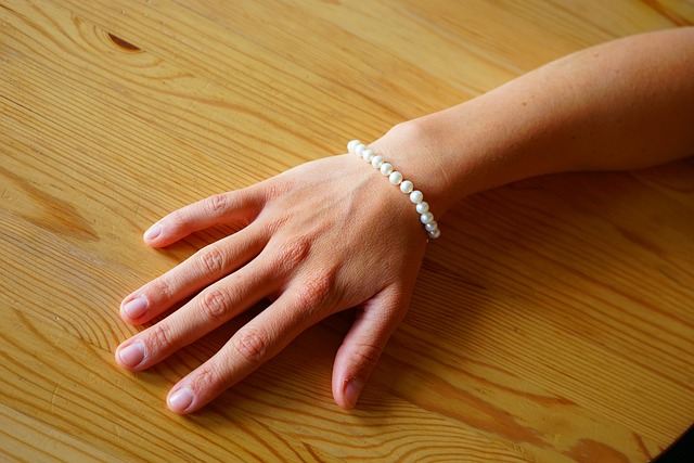 pearl necklace
