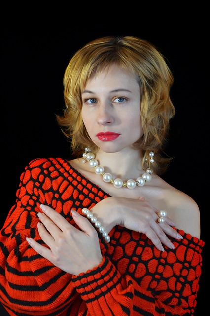 pearl necklace