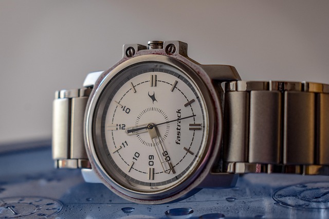 watch battery replacement