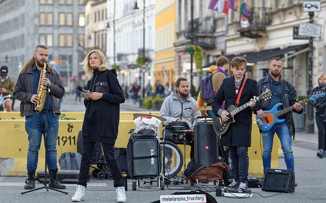 wedding-band-640x480-81528731.jpeg