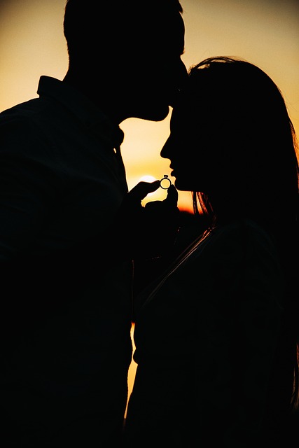wedding-bands-640x480-10773776.jpeg