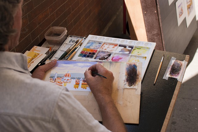 cabinet-painter-640x480-67995048.jpeg