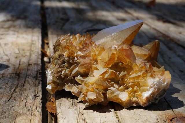 gemstone-640x480-63541412.jpeg