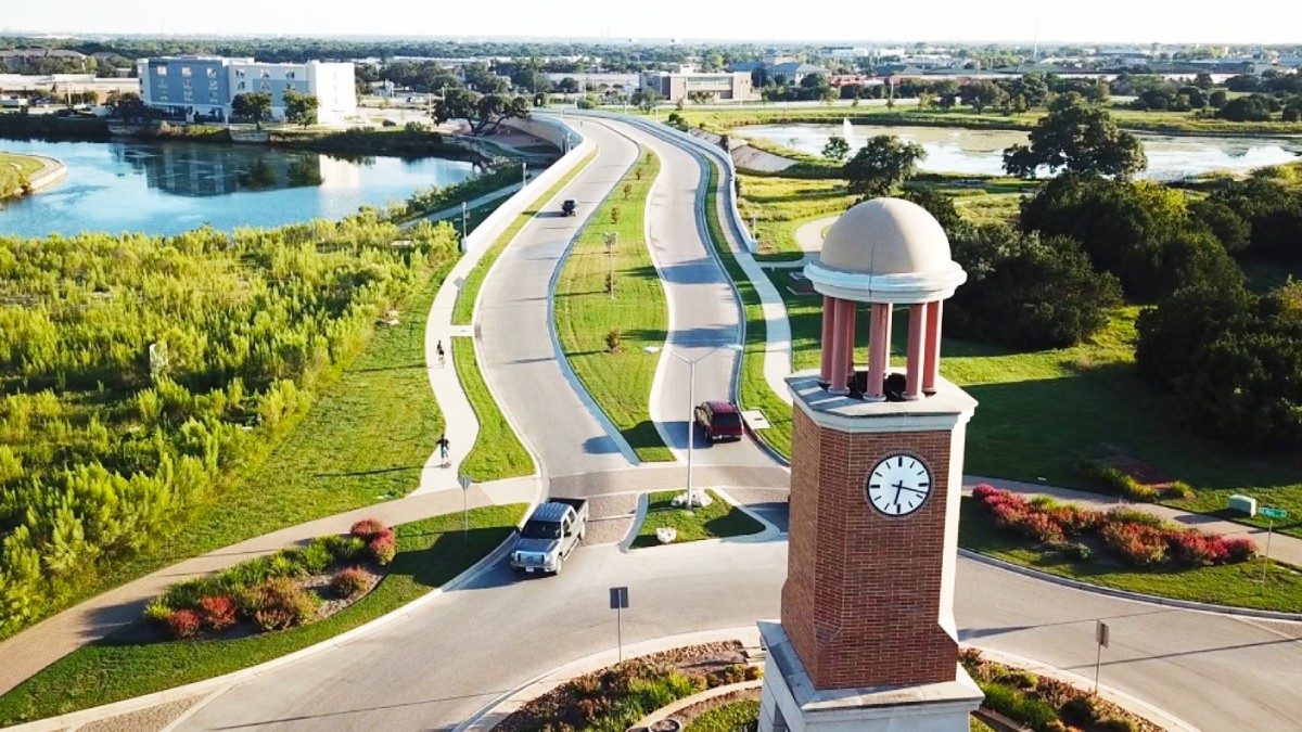 Cedar Park, Texas — proudly served by Summit Jewelers, a trusted local jewelry store for fine pieces and custom designs 