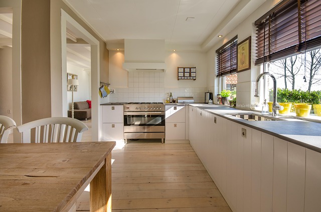 custom kitchen  cabinets
