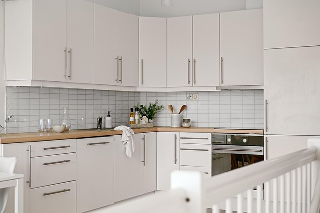 custom kitchen  cabinets