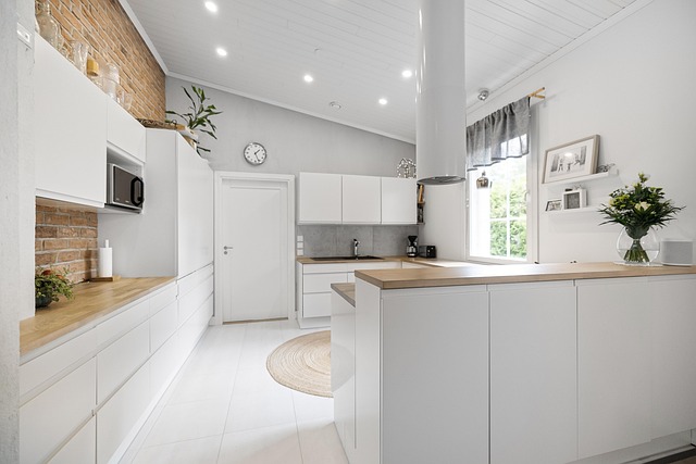 custom kitchen  cabinets
