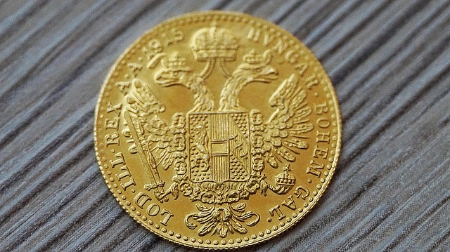 gold-buying-640x480-94059627.jpeg