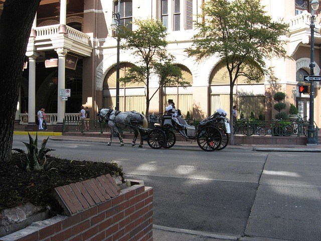 jewelers-near-me-austin-640x480-61598943.jpeg