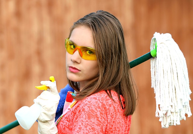 jewelry-cleaning-640x480-75505767.jpeg
