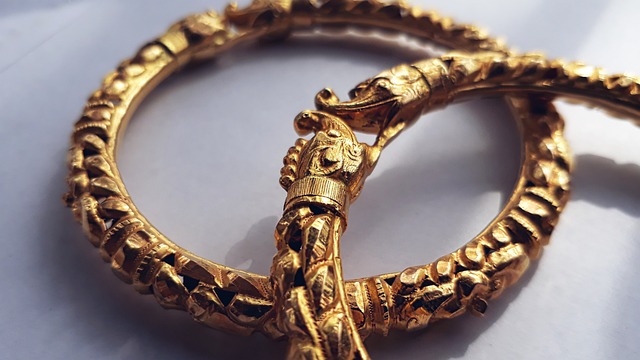 jewelry-restoration-640x480-92496659.jpeg