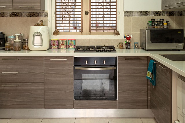 kitchen-makeover-640x480-10337051.jpeg