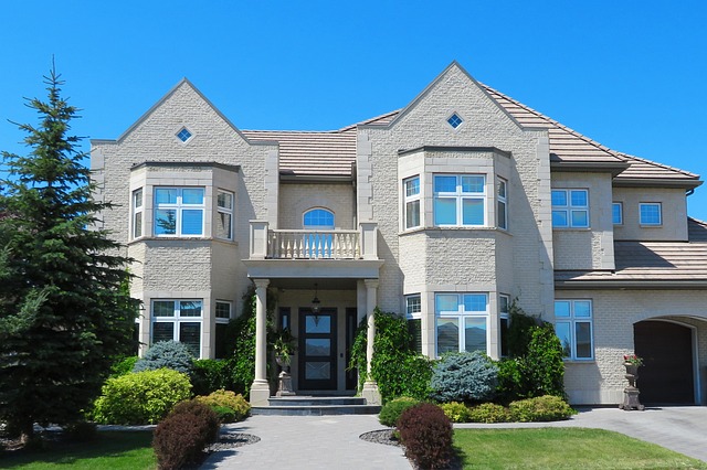Real Estate Agent Near San Marcos