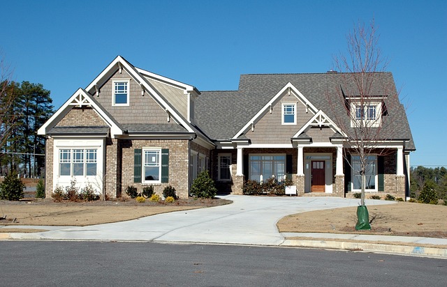 realtor-640x480-95453361.jpeg
