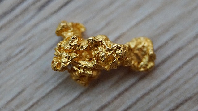 gold-buying-640x480-17299119.jpeg