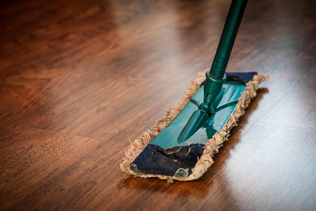 jewelry-cleaning-640x480-6393991.jpeg